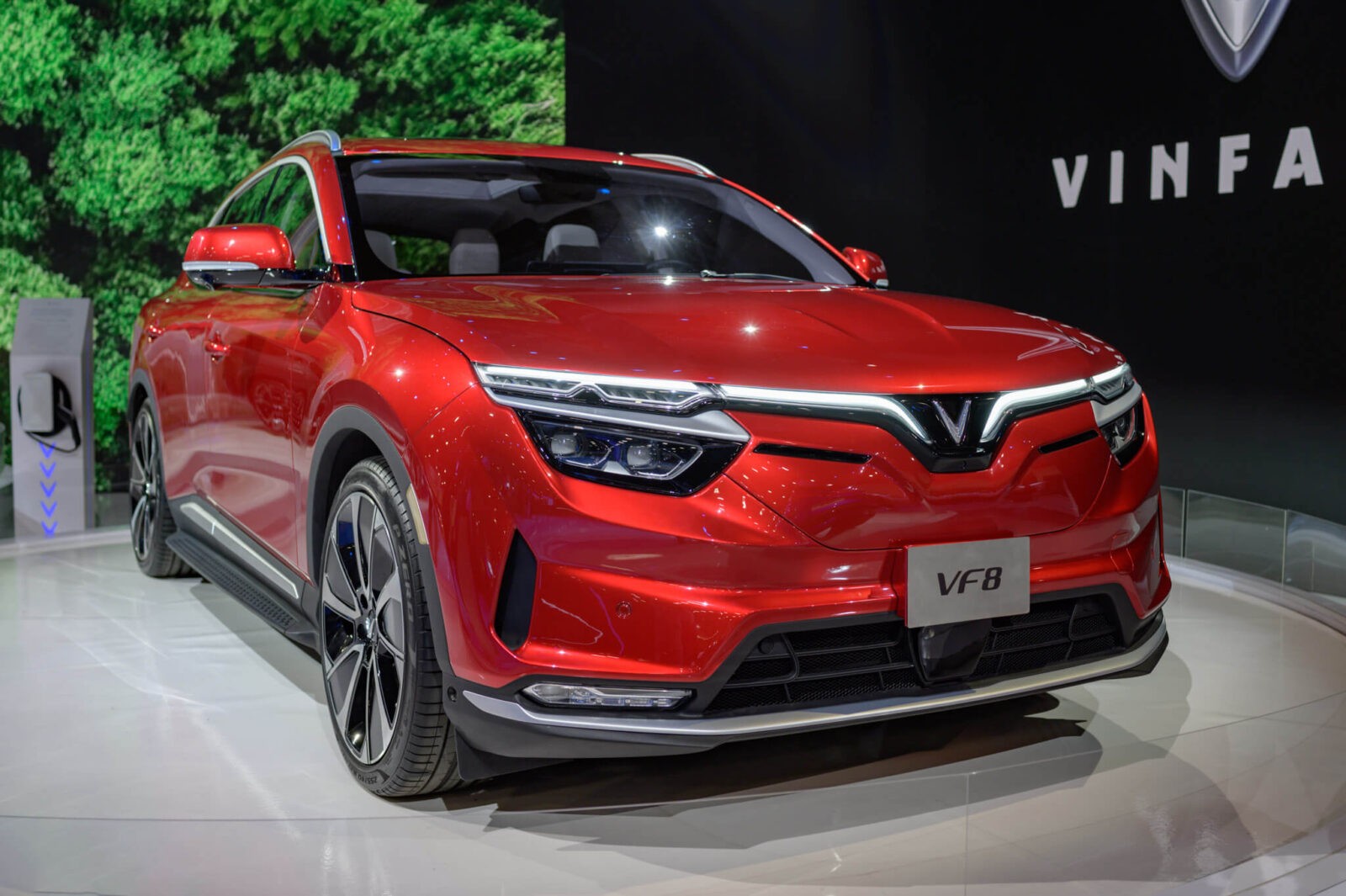 ngoai-that-vf8-plus-2025